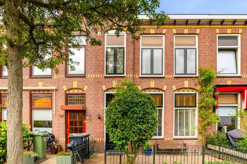 Huis te koop Haarlem Sumatrastraat: Licht en zonnig familiehuis