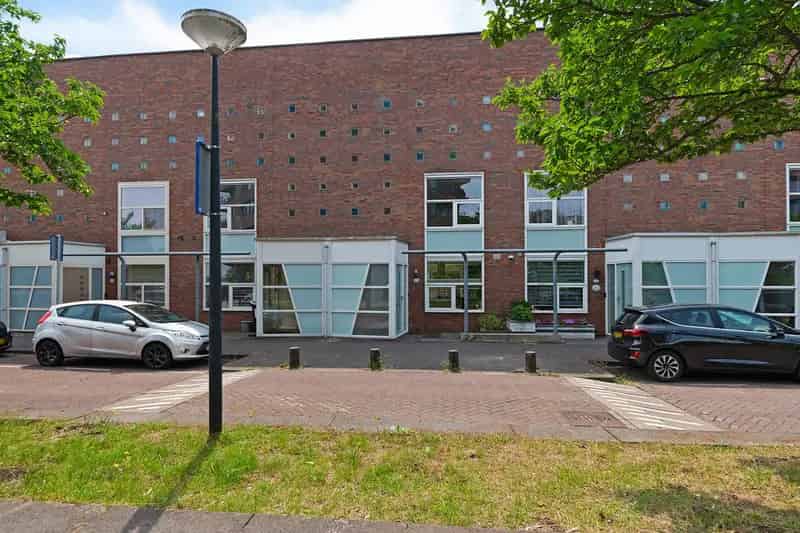 Ruime 3-laags Eengezinswoning Nieuw-West 118m² Tuin Energielabel B