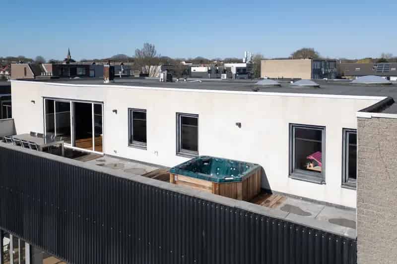 Ruim appartement Wassenaar 5 slaapkamers 2 badkamers 2 terrassen