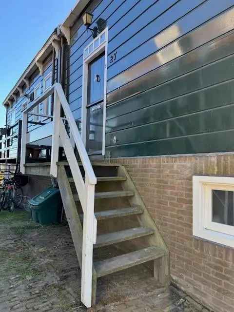 Huis te koop Marken: Hoekwoning met vrij uitzicht