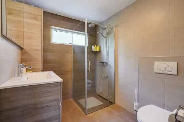 Ruime Eengezinswoning 4 Slaapkamers Serre Tuin Dakterras