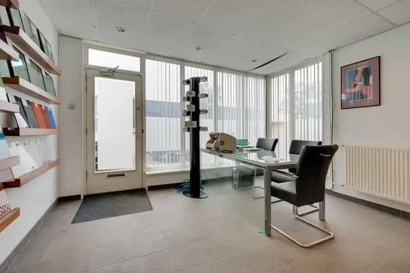 Bedrijfsruimtes te koop Edam 335m2 en 324m2
