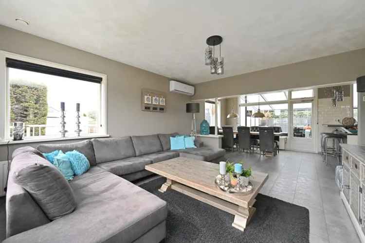 Huis te koop: Vredebestlaan 56 2685 AN Poeldijk 