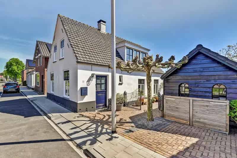 Huis te koop Hedel Koningin Wilhelminastraat