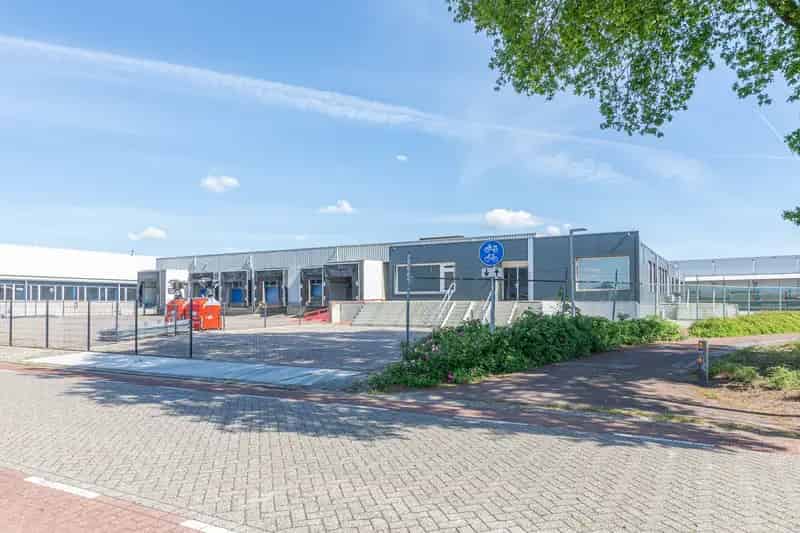 Bedrijfshal te koop Hardenberg 1650m²