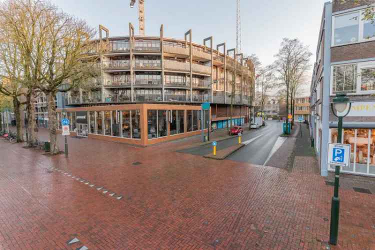 Winkel te Huur Hilversum Centrum 717m2