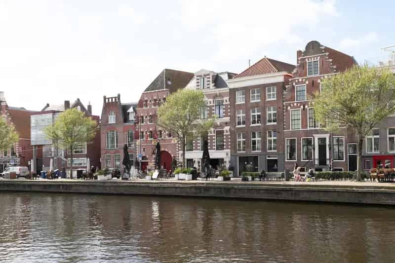 Luxe 3-kamerappartement Haarlem Rijksmonument Spaarne