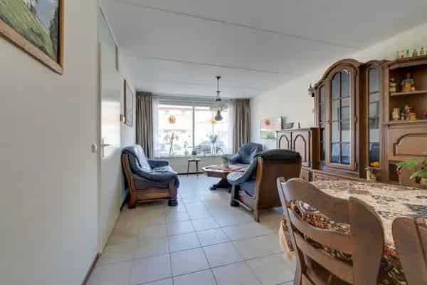 Ruime woning Oostzaan nabij Amsterdam 85m² tuin