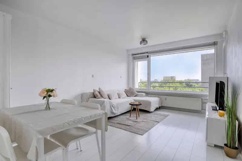 Amsterdam appartement te koop: Lichtrijk 3 kamer hoekappartement met balkon