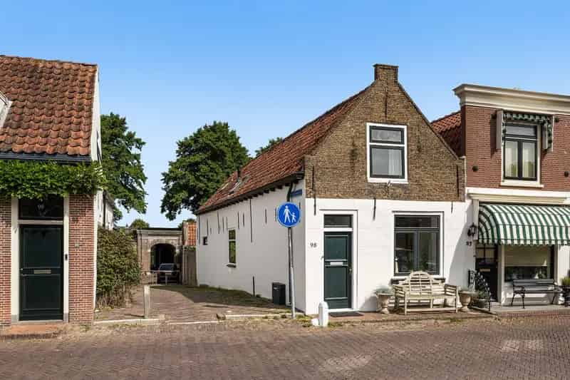 Huis te koop Brielle Haven: Rijksmonument 2 slaapkamers
