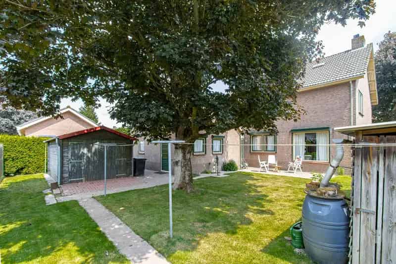 Ruime gezinswoning 7 slaapkamers Poederoijen