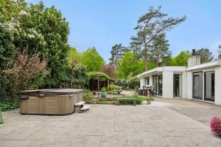 Vrijstaande Bungalow Rosmalen Bosrand Grote Tuin