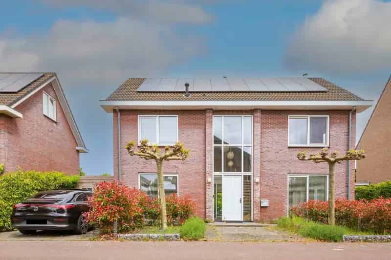 Luxe Villa Almere Poort 5 Slaapkamers Cascadepark