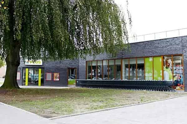 Modern Gemeubileerd Appartement 1 Slaapkamer Parking Fitness Sauna