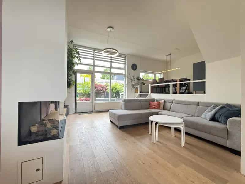 5 Slaapkamers Ruime Tussenwoning Nieuwland Amersfoort