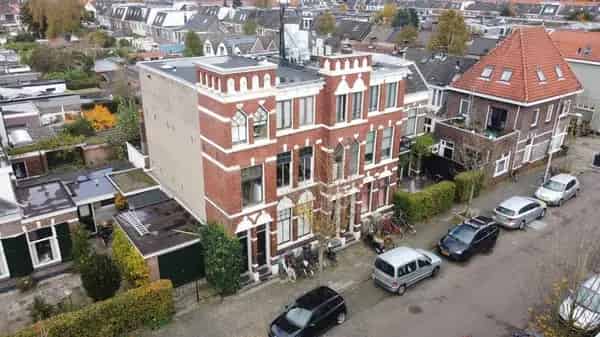 Kamer Groeneweg Zwolle: Ruime kamer 24m2 nabij station