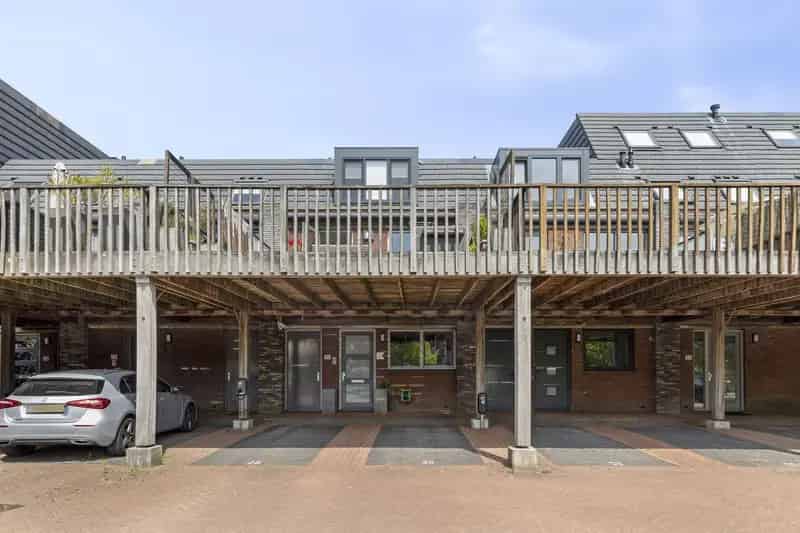 Huis te koop Barendrecht Olijfhout 30