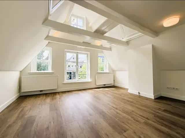 Amsterdam  (Burgwallen-Oost)  - Oudezijds Achterburgwal