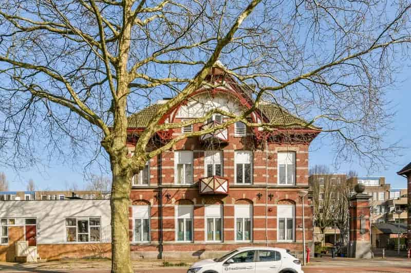 Appartement Amsterdam Oost 58m2 Gemeentelijk Monument