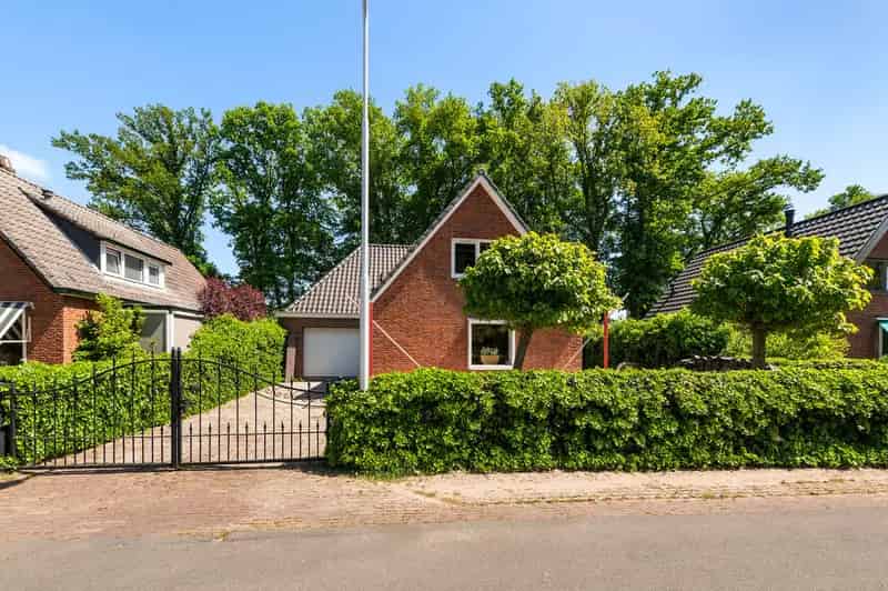 Huis te koop Gorssel: Vrijstaand 138m2  418m2 perceel Renovatieproject
