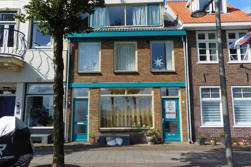 Winkel te huur Den Helder Zuidstraat gerenoveerd 65m2
