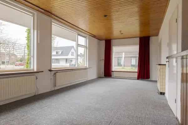 Vrijstaande woning te koop in dorp, 95m², garage, 517m² perceel