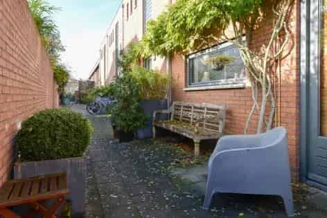 3 Kamer Huis Bussum Centrum  Eigen Parkeerplaats