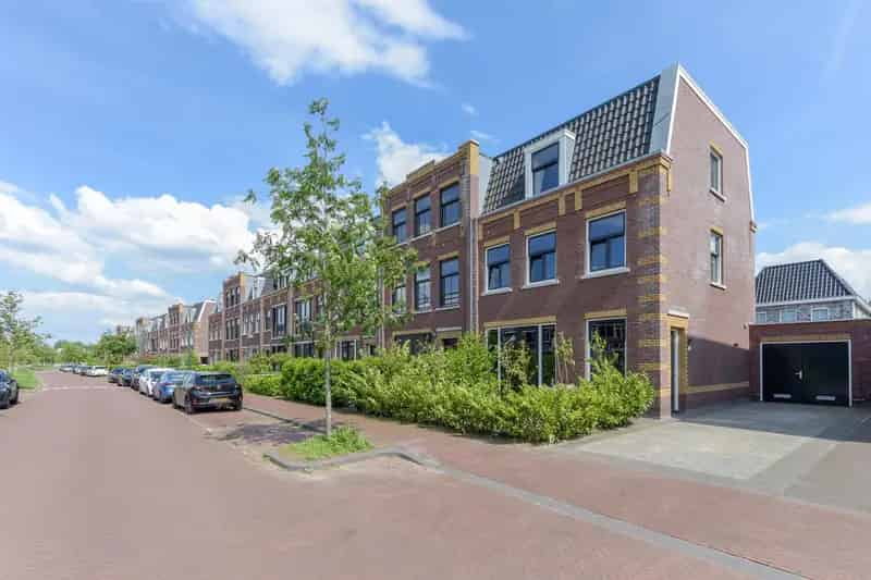 AMBTSHALVE aanmelding Woning Verkocht