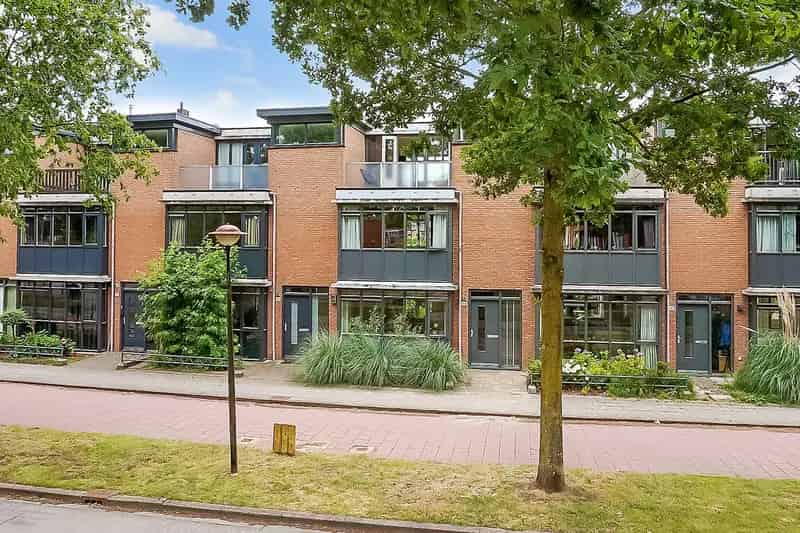 Moderne gezinswoning Amersfoort 5 slaapkamers 2 badkamers