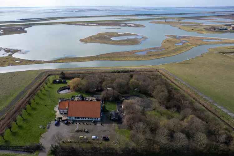 Woonboerderij Te Koop in Kerkwerve, Zeeland