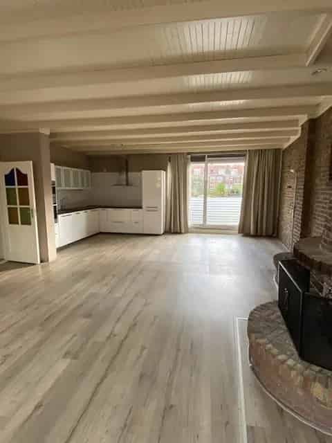 Bovenwoning Schiedam 125m2 4 kamers 1914