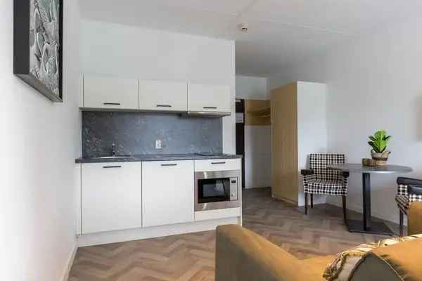24m2 Studio te Huur Gerenoveerd Pand