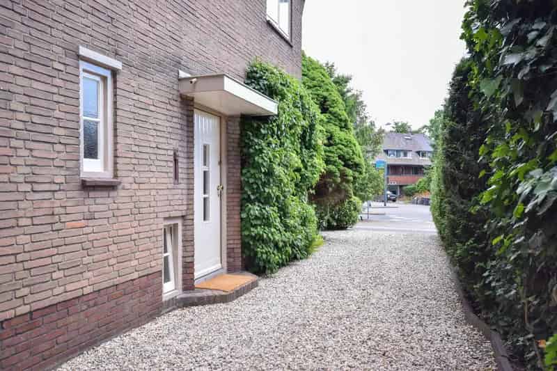 Huis te koop Hilversum Boombergwijk: 4 slaapkamers, moderne badkamer, royale tuin