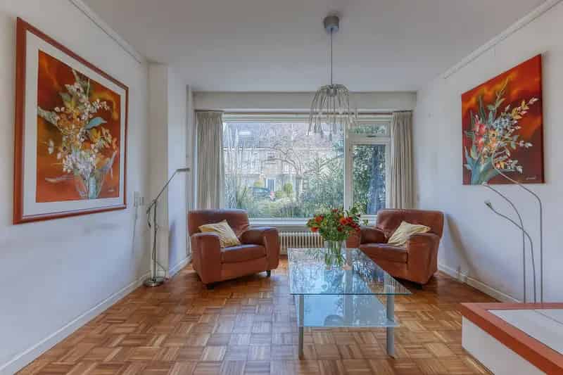Ruime Hoekwoning Leiderdorp 133m2 Garage Tuin Uitzicht