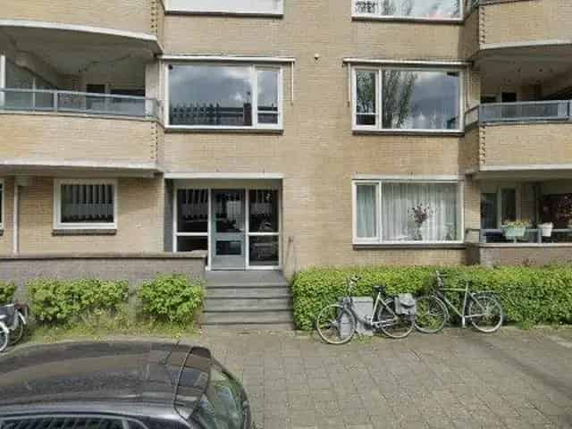 Appartement huren Bussum Olmenlaan 3 slaapkamers zonnig balkon