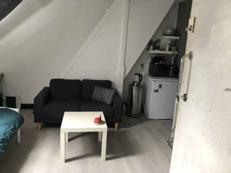 Gezellige kamer beschikbaar aan de Gasthuisring in Tilburg.
