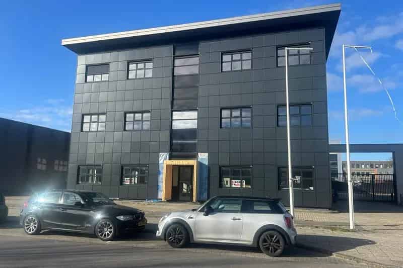Kantoorruimte Haarlem Waarderveldweg 287m2