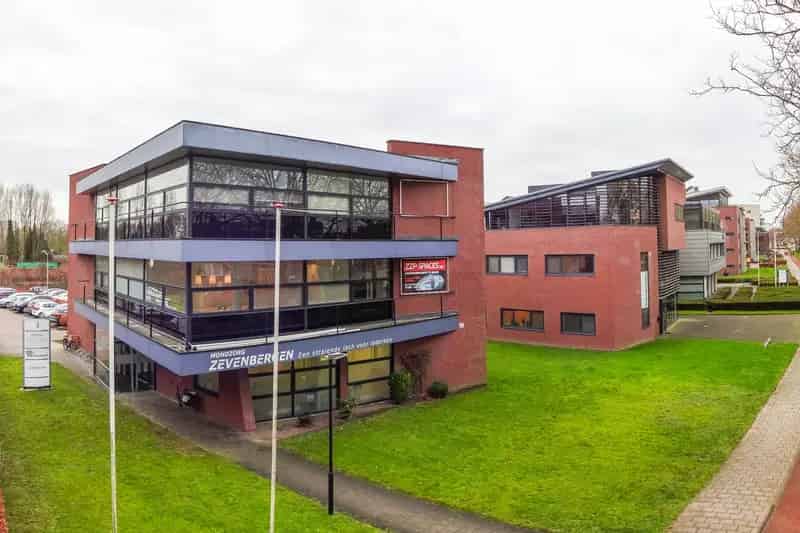 Kantoorruimte te Huur Zevenbergen NS-station