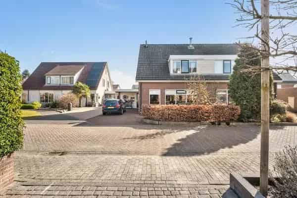 Tweekapper Baalderveld 3 slaapkamers  Garage Tuin