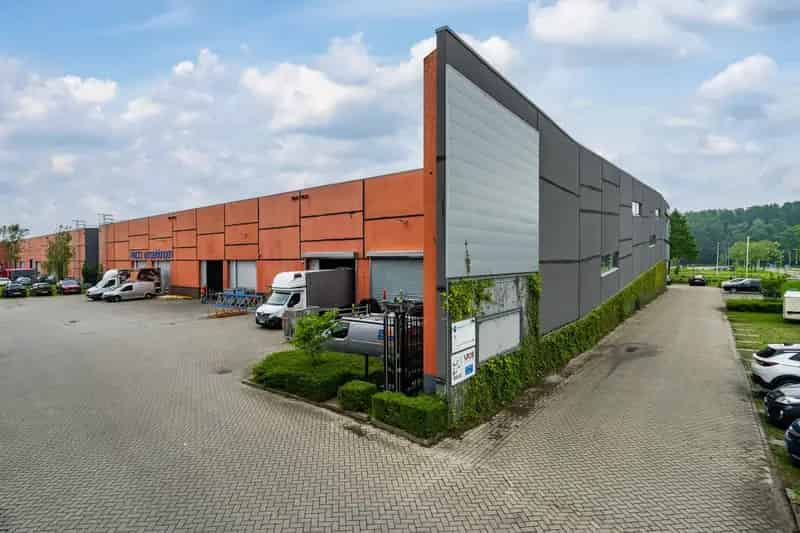 Bedrijfshal Amsterdam Osdorp te Huur 1500m²