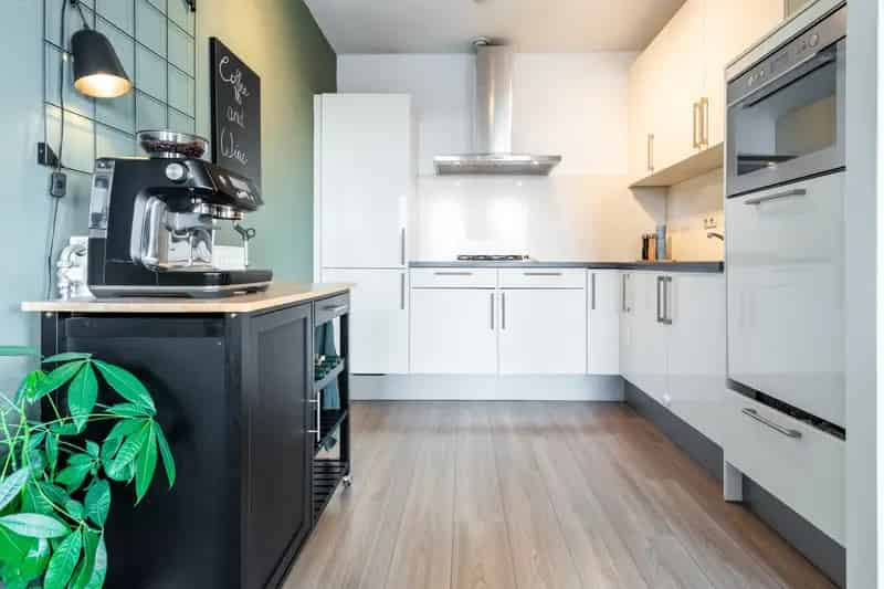 Appartement te koop Assendelft: Instapklare 3-kamer woning