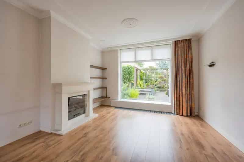 Jaren 30 woning te koop Nijkerk: 3 slaapkamers, diepe tuin en garage