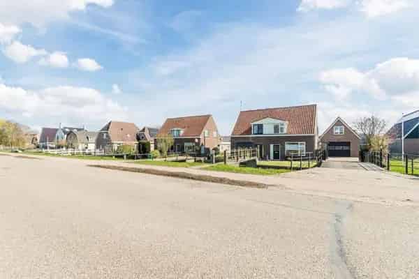 Ruime Familie Woning Zwaagdijk Oost 4 Slaapkamers 161m2