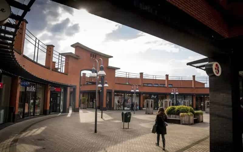 Winkelruimte te huur De Schoof Hendrik Ido Ambacht