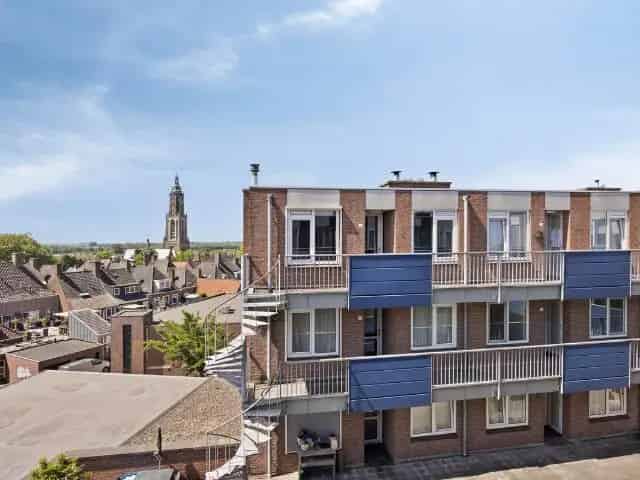 Ruim Drie Kamer Appartement te Koop in Rhenen