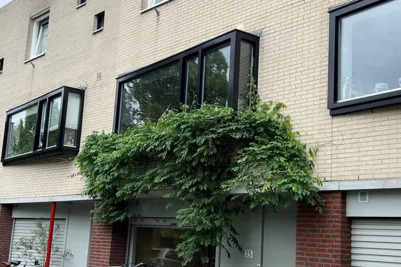 Huis te koop Breda 4 slaapkamers luxe keuken diepe tuin