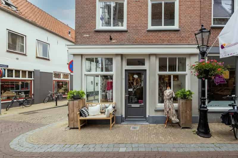 Winkel te Huur Schoonhoven Centrum  -  Uitstekende Locatie