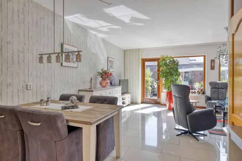 Huis te Koop Koog aan de Zaan 4 Slaapkamers Whirlpool Diepe Tuin