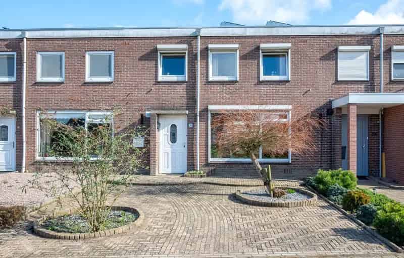 Tussenwoning Millingen aan de Rijn 89m2 te moderniseren