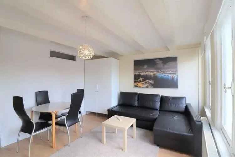 Spacious 2 rooms (1 bedroom) Apartment